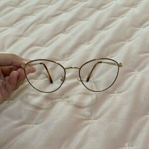 Gucci vintage Gold Frame Women's Glasses